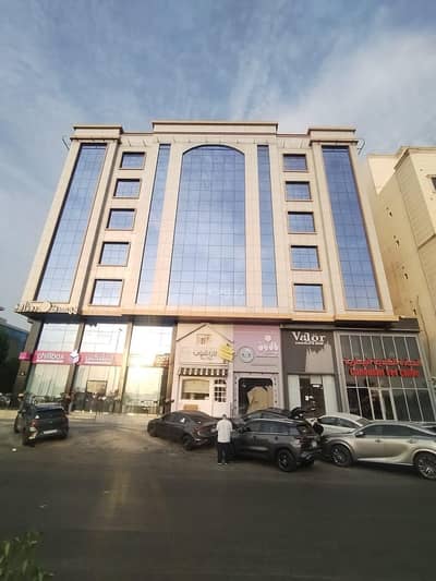 Showroom for Rent in North Jeddah, Jeddah - Exhibition/Showroom for rent in Al Zahraa District, Ahmed Al-Attas Street